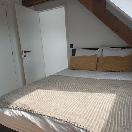 Appartement In Ekeren Exterior photo